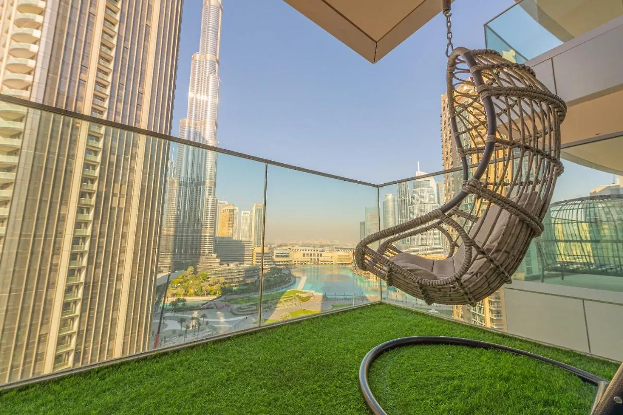 First Class 2Br With Full Burj Khalifa And Fountain View Διαμέρισμα Ντουμπάι